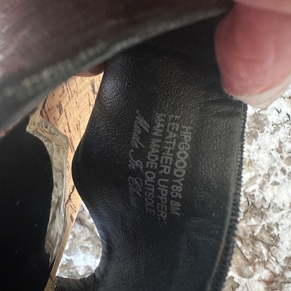 Donal J Pliner Wedge Sandals - Picture 5 of 9